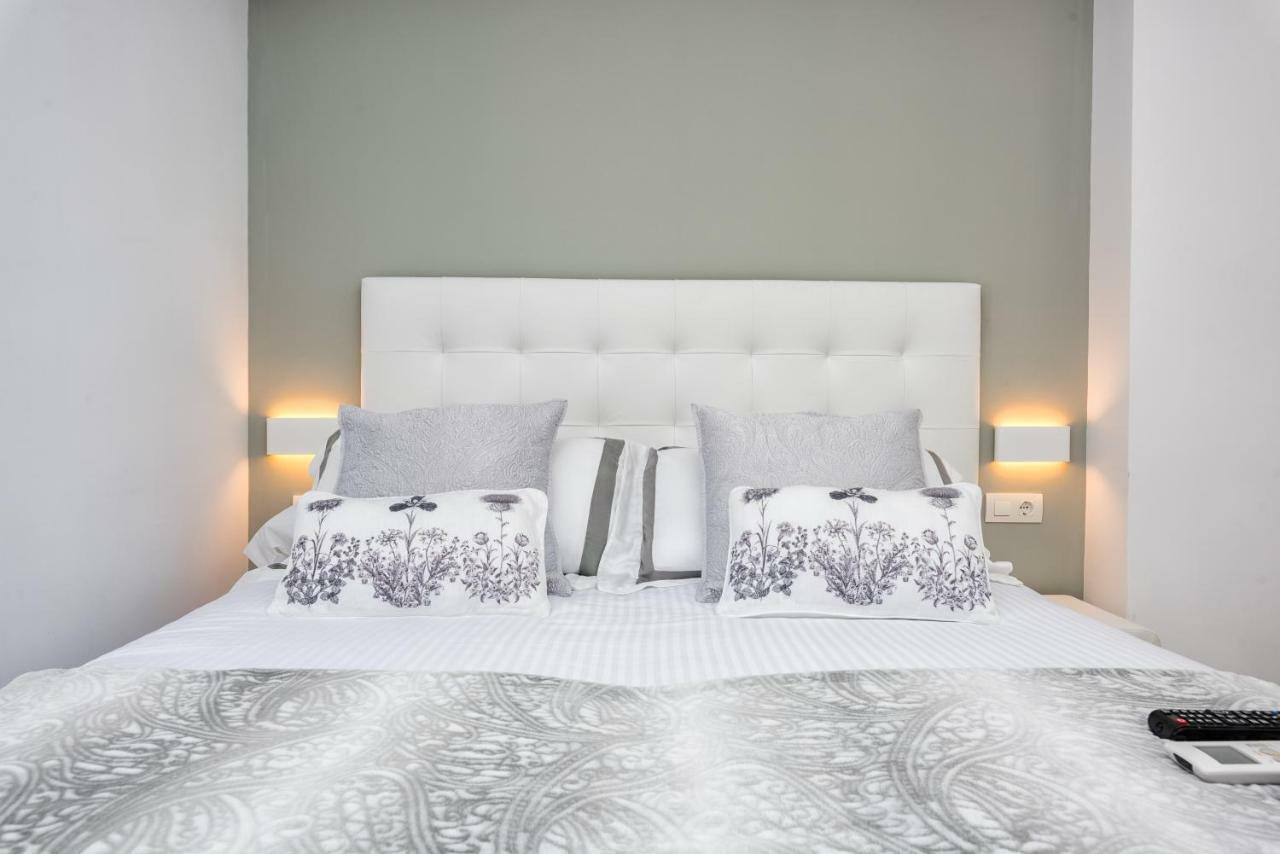Seafront La Malagueta II Apartman Málaga Kültér fotó